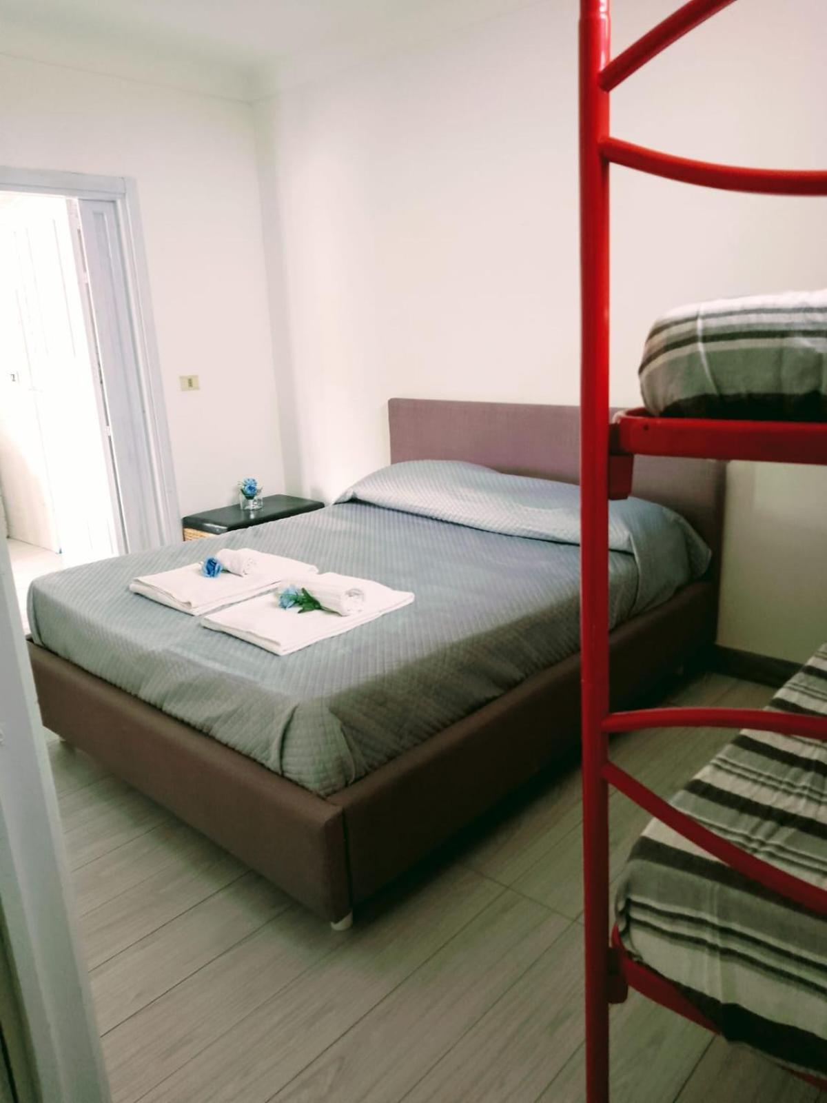 Casa Vacanze Emiliana Ragusa Buitenkant foto